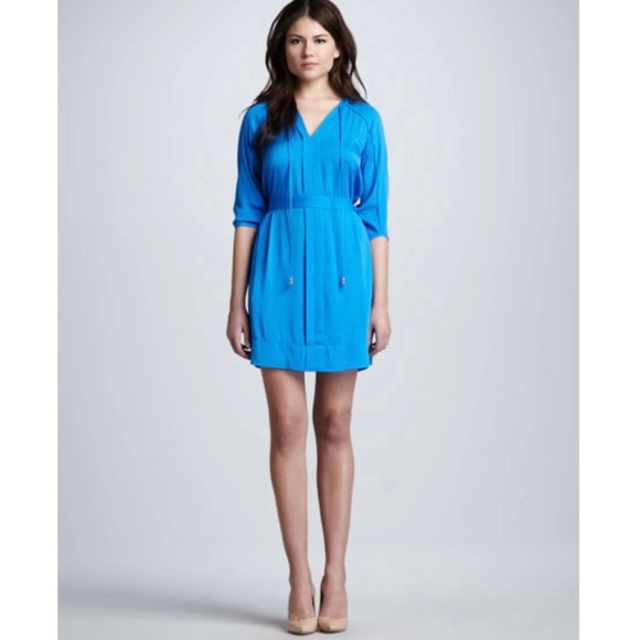 Diane Von Furstenberg EUC Dress Size 6 - Picture 1 of 13